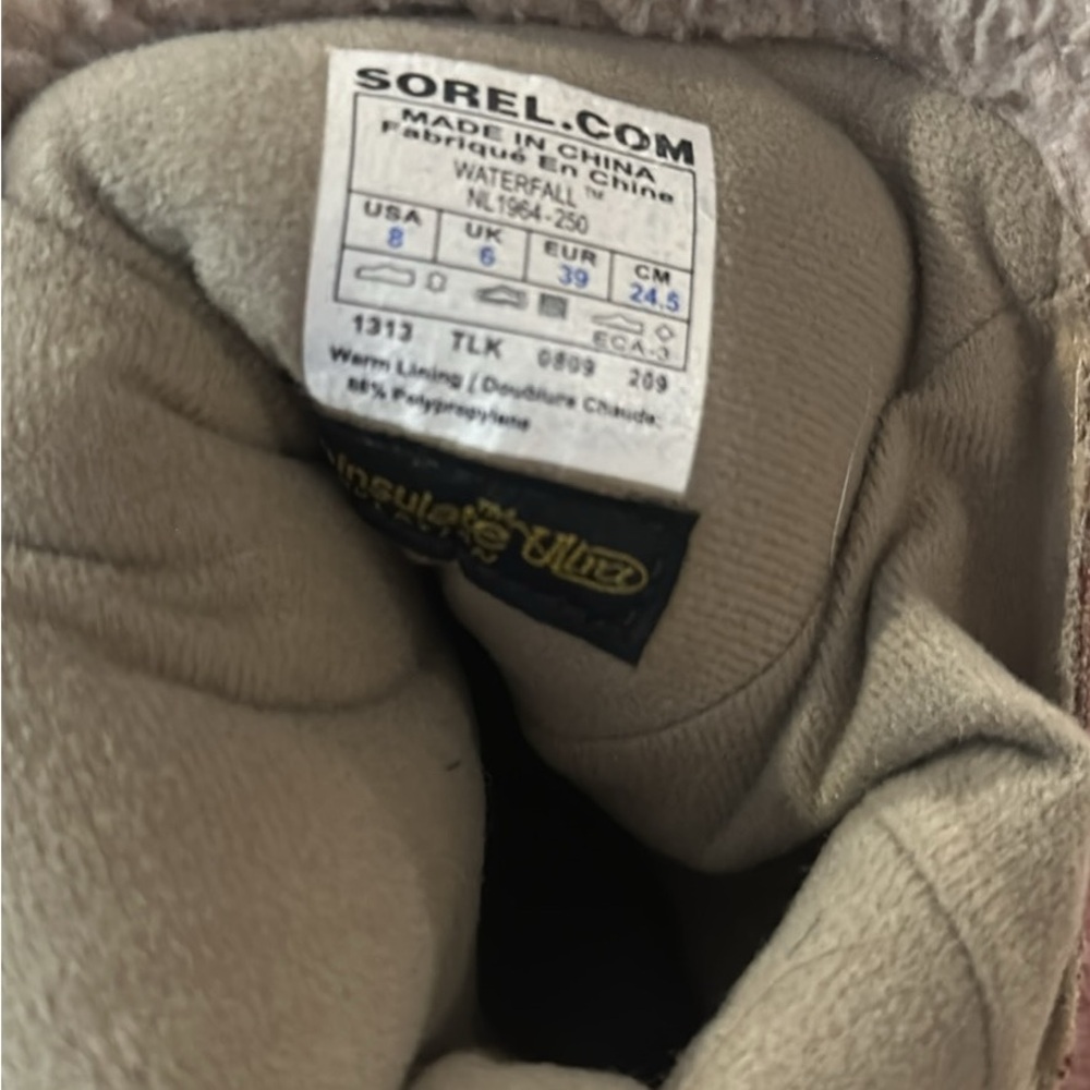 Sorel Women’s Winter Boots in Taupe and Pink